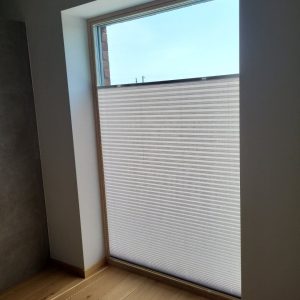 Plisuotos žaliuzės